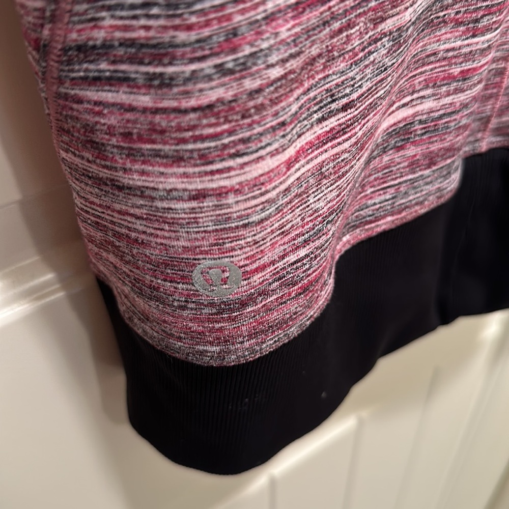 Lululemon Runderful half zip - Picture 6 of 6